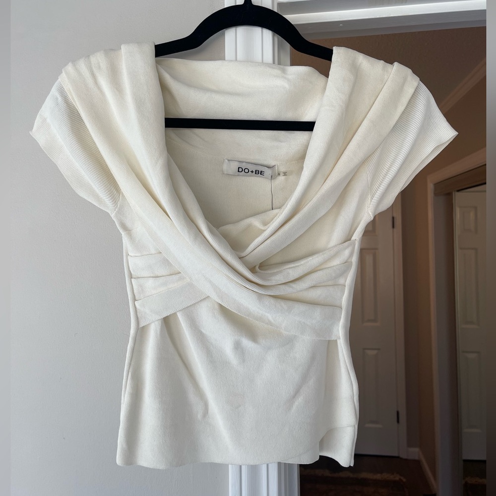 NWT! DO + BE Ivory Off the Shoulder Top S